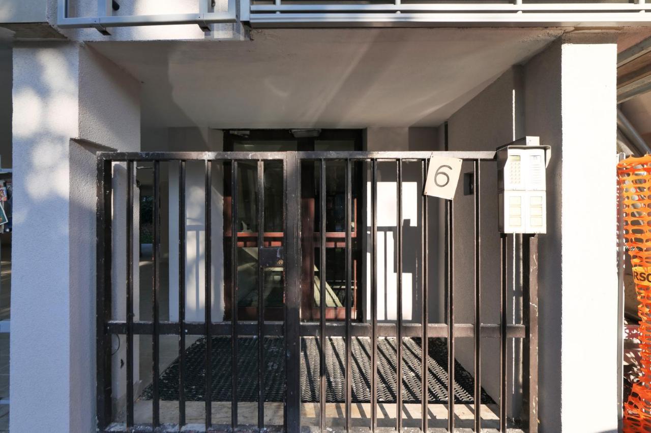 Mila Apartments Battista Milan Exterior photo